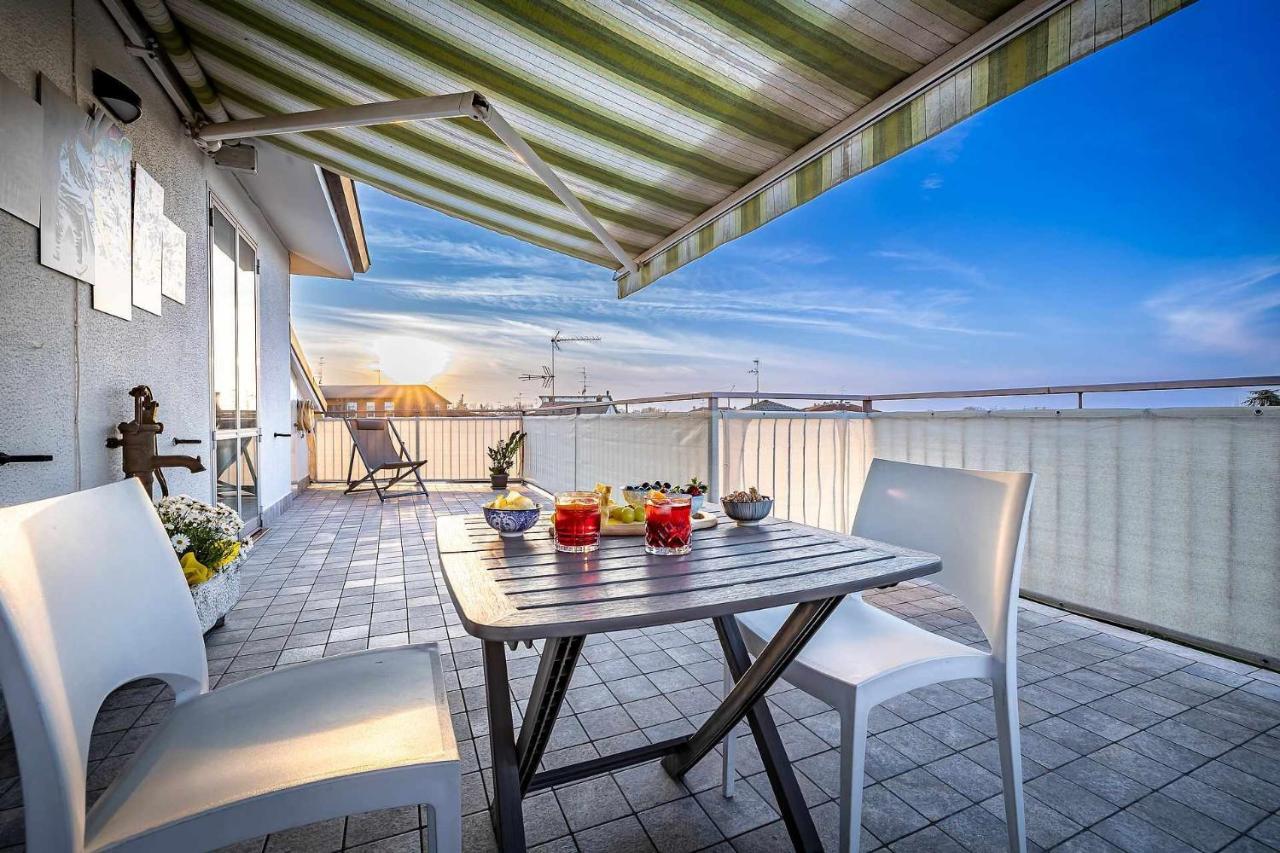 Il Terrazzo Sul Tramonto Apartment Bastiglia ภายนอก รูปภาพ